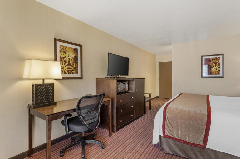 Bedroom 3, Best Western Plus Cedar City, Iron