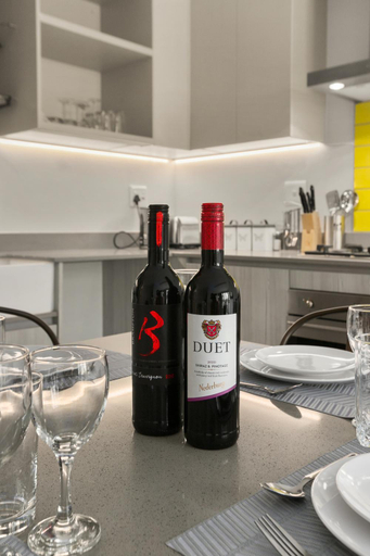 Food & Drinks 4, Easy Stay - The Median Rosebank, City of Johannesburg