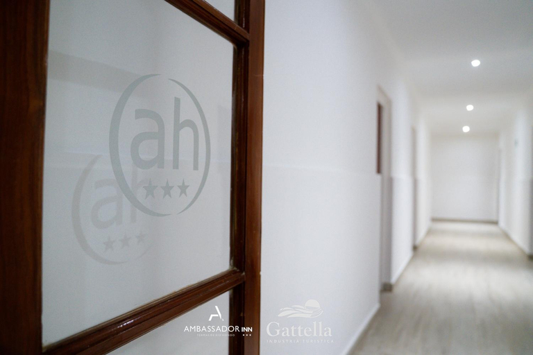 3, Hotel Ambassador Inn, Rió Hondo