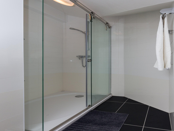 Bathroom 3, Villa Celenca - Superior Two Bedroom Apartment with Terrace and Sea View - A5, Dubrovnik