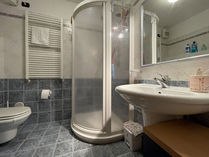 Room 3, 078 Trilocale Baldino Pinzolo, Trento