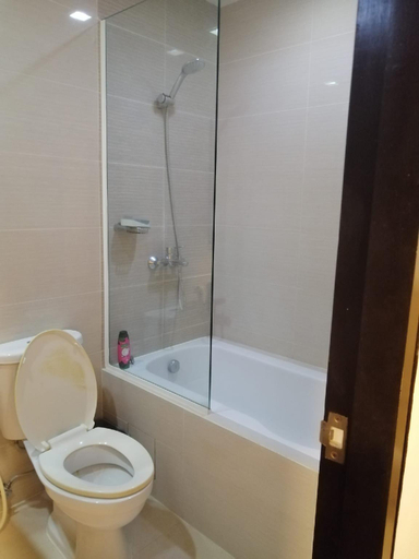 Bathroom, Mactan Newtown Beach Condo by FJCIVO , Lapu-Lapu City