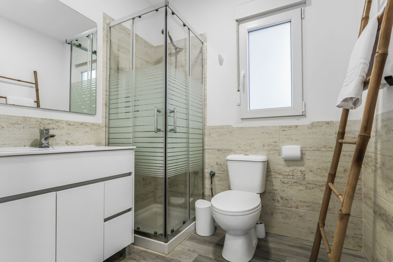Bathroom, Santa Cruz Kiko Residences twpc, Santa Cruz de Tenerife