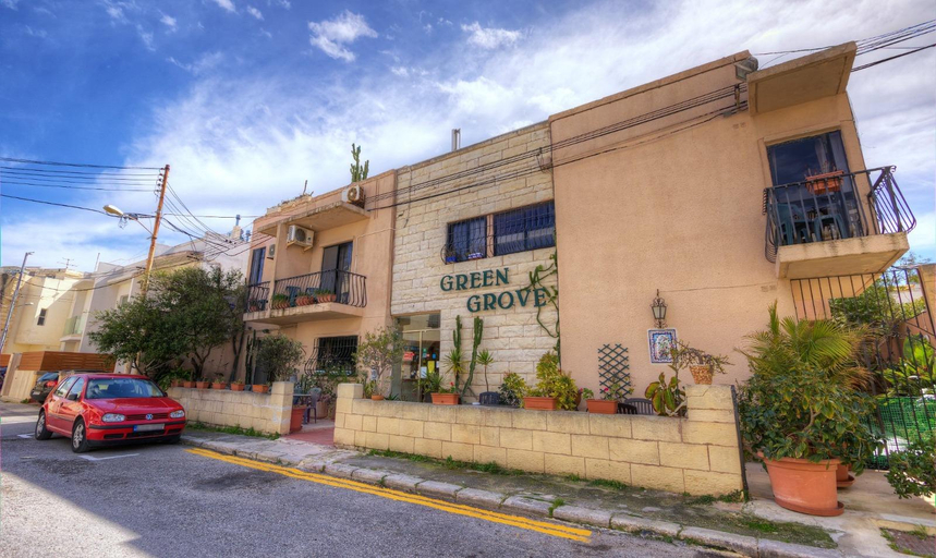 Exterior & Views 2, Green Grove Guest house