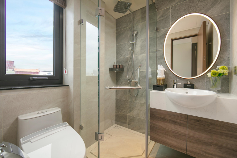 Bathroom 3, Léman Old Quarter Hotel, Hoàn Kiếm