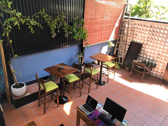 Public Area 3, Bat Chum Villa, Phnom Penh