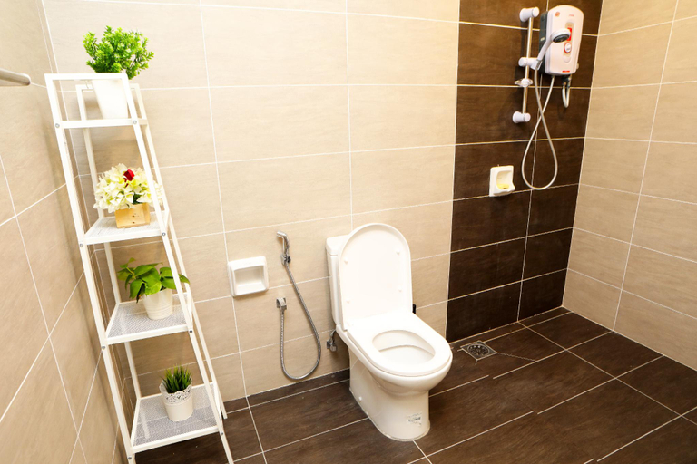 Bathroom 2, Superior Cozy Home Midhills Genting 4-5 pax, Genting Highlands