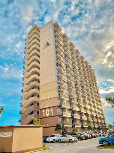 Others 5, Spacious Condo Unit with Balcony, Lapu-Lapu City