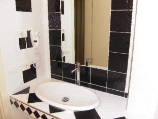 Bathroom 4, B&B RELAX, Roma