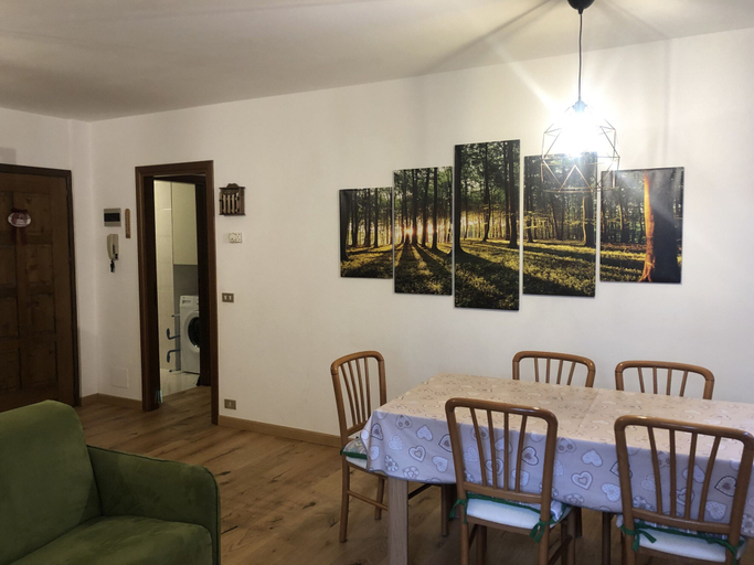 Room 4, 017 Trilocale Pinzolo, Trento
