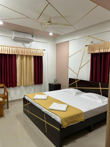 Bedroom 2, Royal comfort Inn, Bangalore