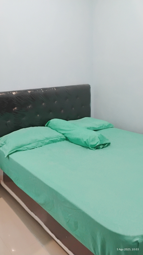 Bedroom 3, 2 Bedrooms Varisha Guest Suite Jogja, Sleman