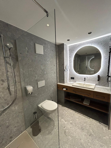 Bathroom 3, Hotel Koniggut, Salzburg Umgebung