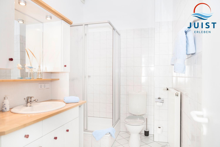 Bathroom 5, Pension Marie Luise 255 - Zimmer Kammmuschel, Aurich