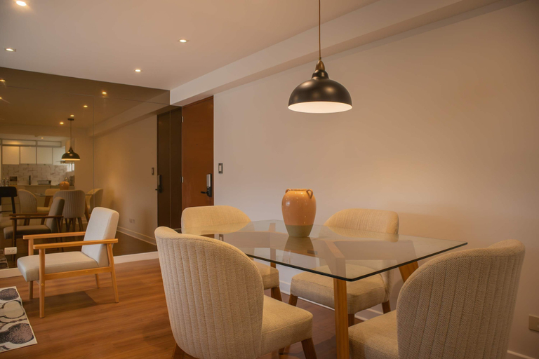 Room 5, Magnificent 3BR in the Heart of Barranco, Lima
