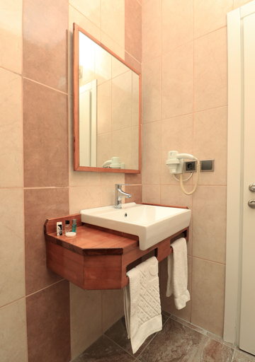 Bathroom 5, Marvell City Otel, Merkez