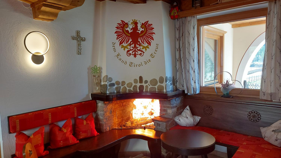 Public Area 3, Zeitlos Apartments - Gerlos, Schwaz