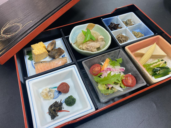 Food & Drinks 5, Hotel Omaruyama, Sakura