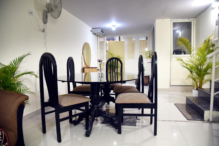 Food & Drinks 4, Elite 4 Stays Koramangala, Bangalore