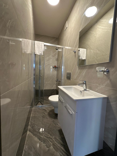 Bathroom 5, Terrace Guesthouse, Fatih
