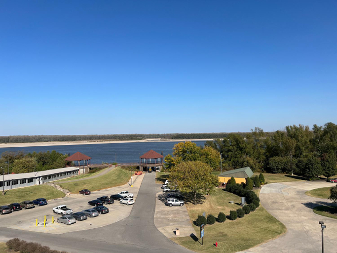 Exterior & Views, Century Casino & Hotel Caruthersville, Pemiscot