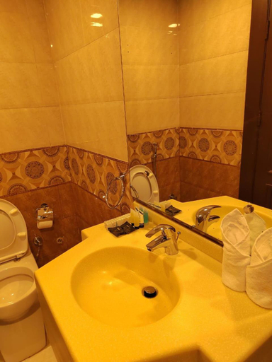 Bathroom 5, كروان لـلشـقق المخدومه حي الفيصلية التحليه Carawan Serviced Apartment ALFAISLIYA Altahliya, Jeddah