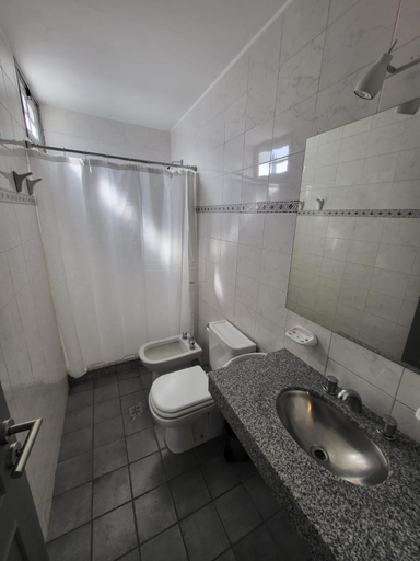 Bathroom, Apart America, Rawson
