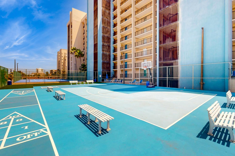 Others 2, Suntide III Condominiums, Cameron