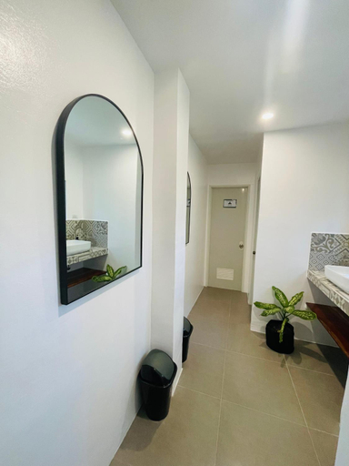 Bathroom 5, MAAYONG HOSTEL, Moalboal