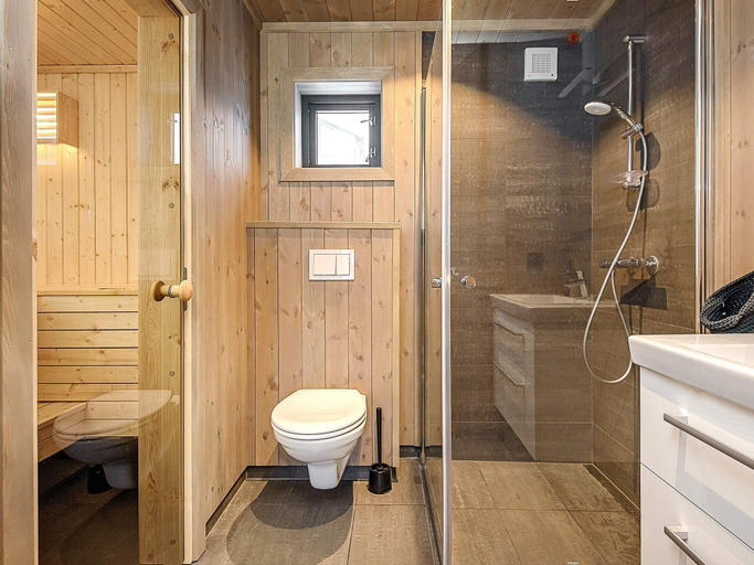 Bathroom 3, person holiday home in Favang, Ringebu