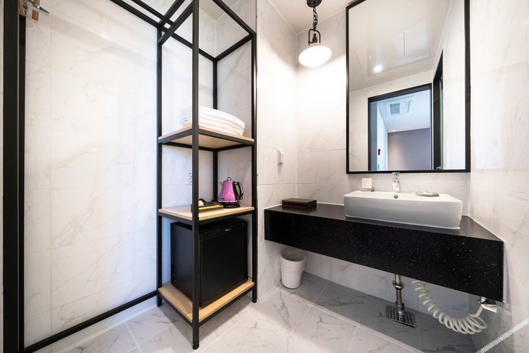 Bathroom 5, Sokcho Brooklyn Hotel, Sokcho