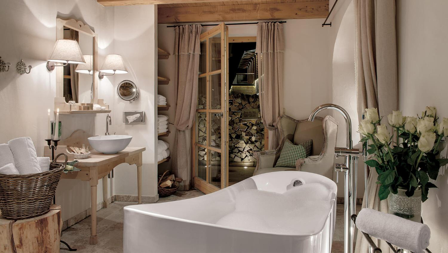 Bathroom 5, INNs HOLZ, Rohrbach im Mühlkreis