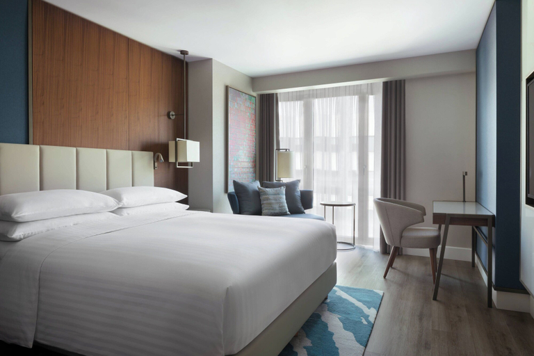Bedroom 3, Izmir Marriott Hotel, Konak