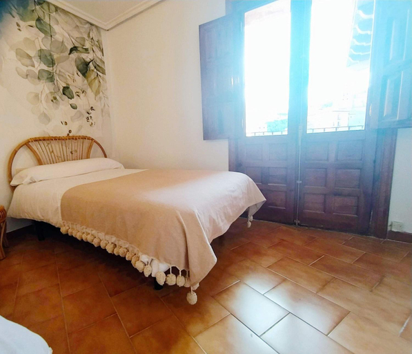 Bedroom 2, Mirador de Palacios- centrico con vistas y parking cerca, Teruel