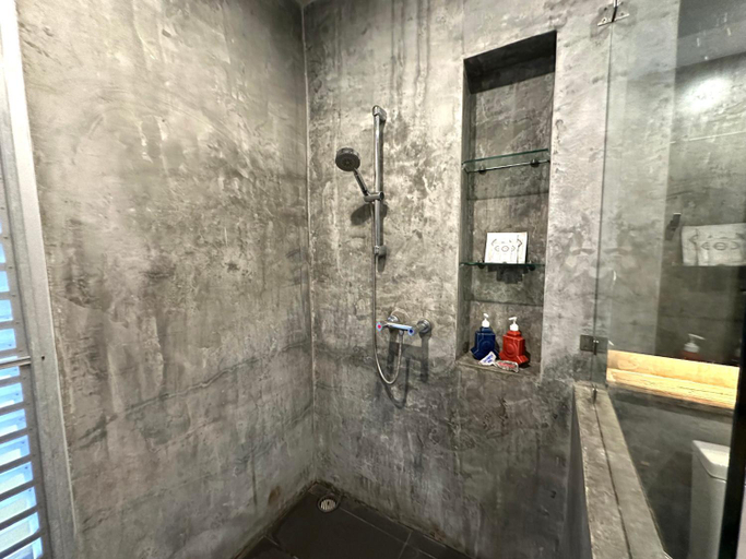 Bathroom 4, The Terminal Hotel, Muang Khon Kaen