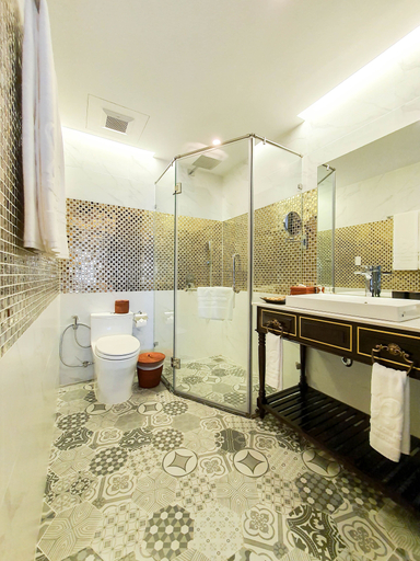Bathroom 5, Le Pavillon Hoian Gallery Hotel & Spa, Da Nang