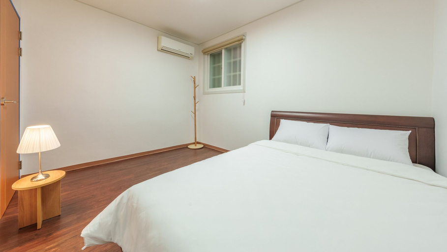 Bedroom 2, Gapyeong Nature Pension, Gapyeong