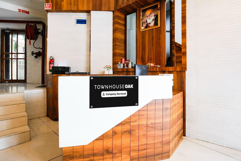 Reception 4, Super Townhouse Oak Vashi, Thane