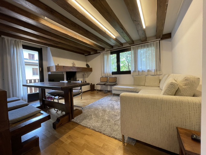 Room 3, 033 Trilocale Carisolo, Trento