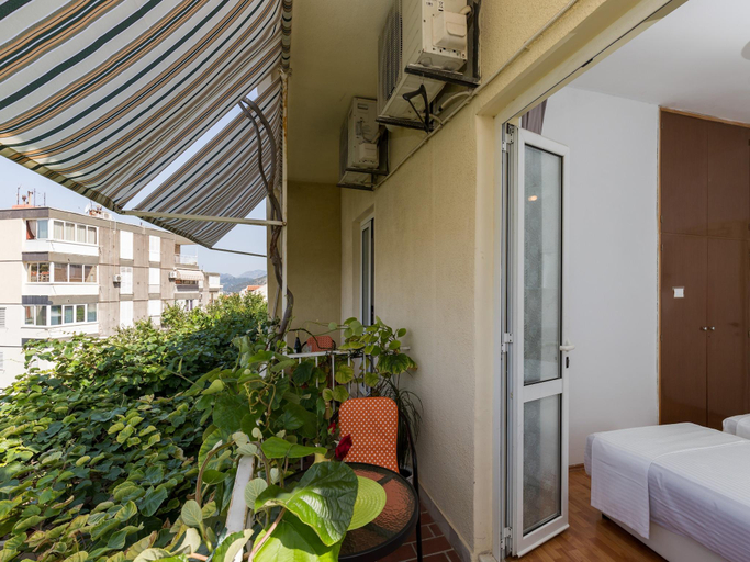 Others 3, Guest House Bradas- Twin Room with Shared Bathroom No4, Dubrovnik