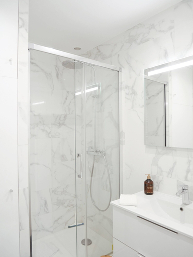 Room 5, Deauville - Jardin Plage Proximit Luxe, Calvados