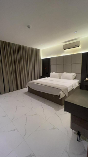 Others 5, Skn Altaraf, Riyadh