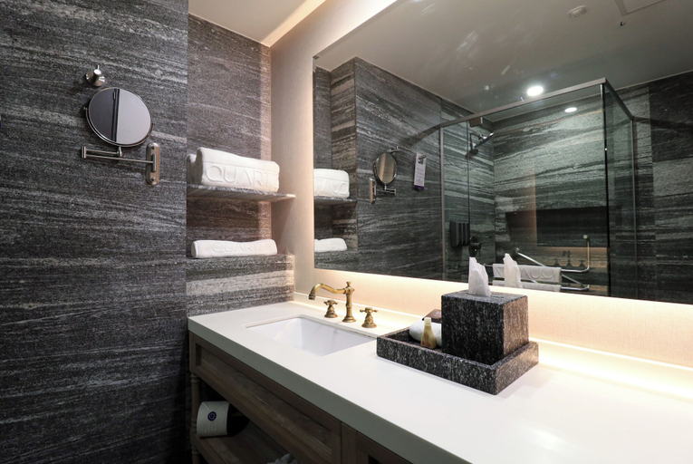 Bathroom 4, Quartz Care Hotel & Spa Tijuana, Tijuana