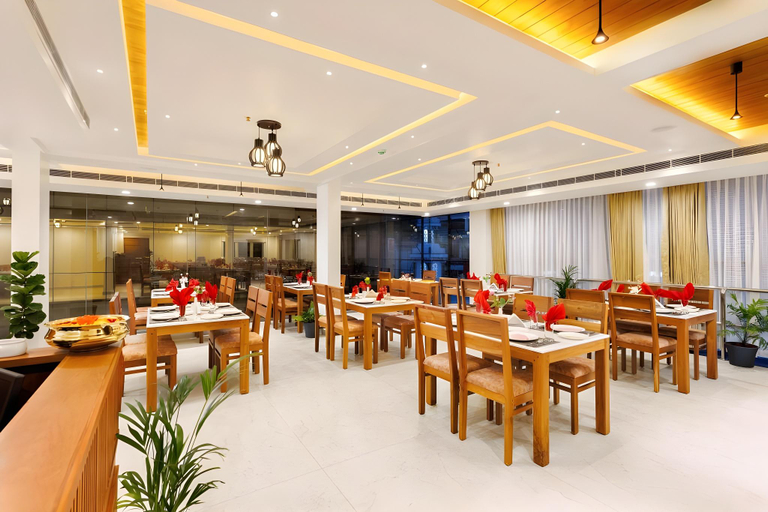 Food & Drinks 5, Lincoln Square, Theni