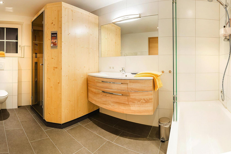 Bathroom 2, Penthouse in Niederau by Ski Lift & Panoramic Views, Kufstein