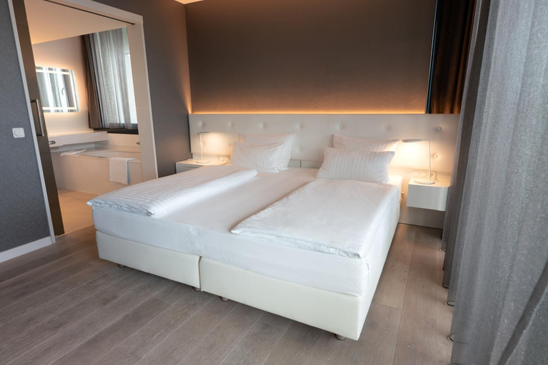 Bedroom 3, Jaz in the City Stuttgart, Stuttgart