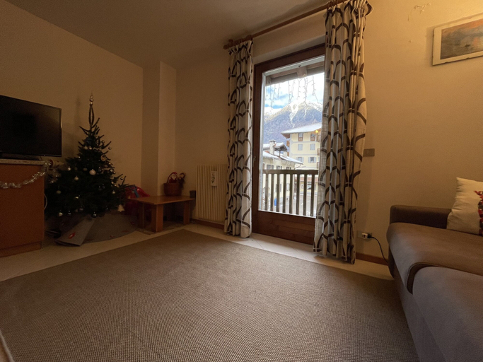 Room 3, 055 Trilocale Pinzolo, Trento