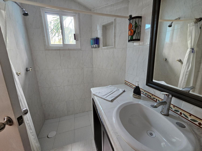 Bathroom 5, Hotel Villas Las Anclas, Cozumel