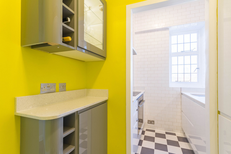 Bathroom 3, Chic 1 Bed Studio Flat In Popular Bloomsbury, London