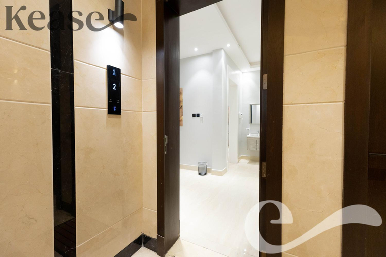 Bathroom 3, Kease Nada C-7 Royal Touch GZ82, Riyadh